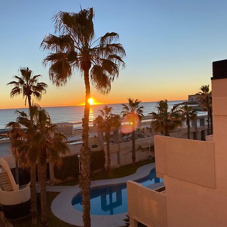 Torrevieja La Mata Primera Linea Playa Bagian luar foto