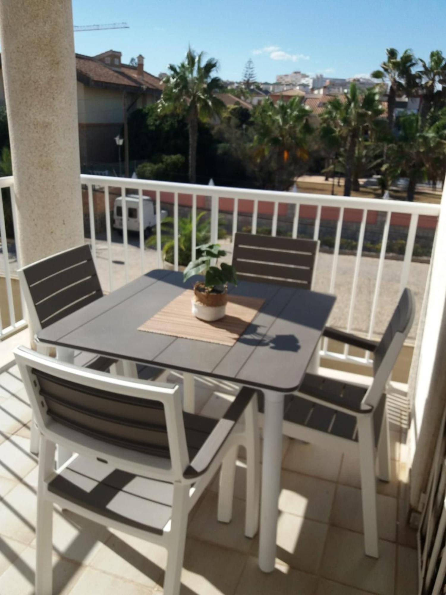 Torrevieja La Mata Primera Linea Playa Bagian luar foto